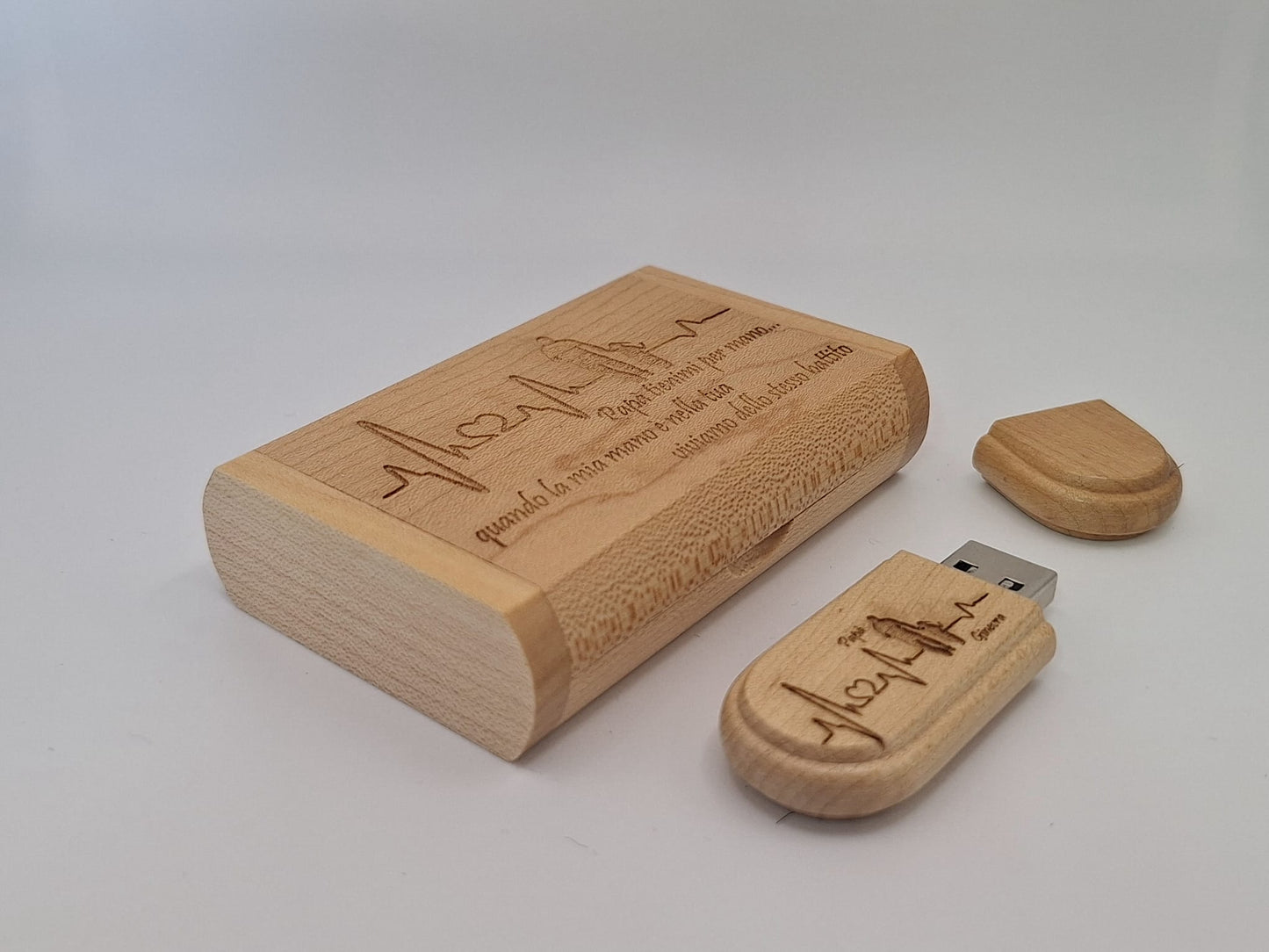 PENNA USB 8GB PERSONALIZZATA +COFANETTO LEGNO PERSONALIZZATO