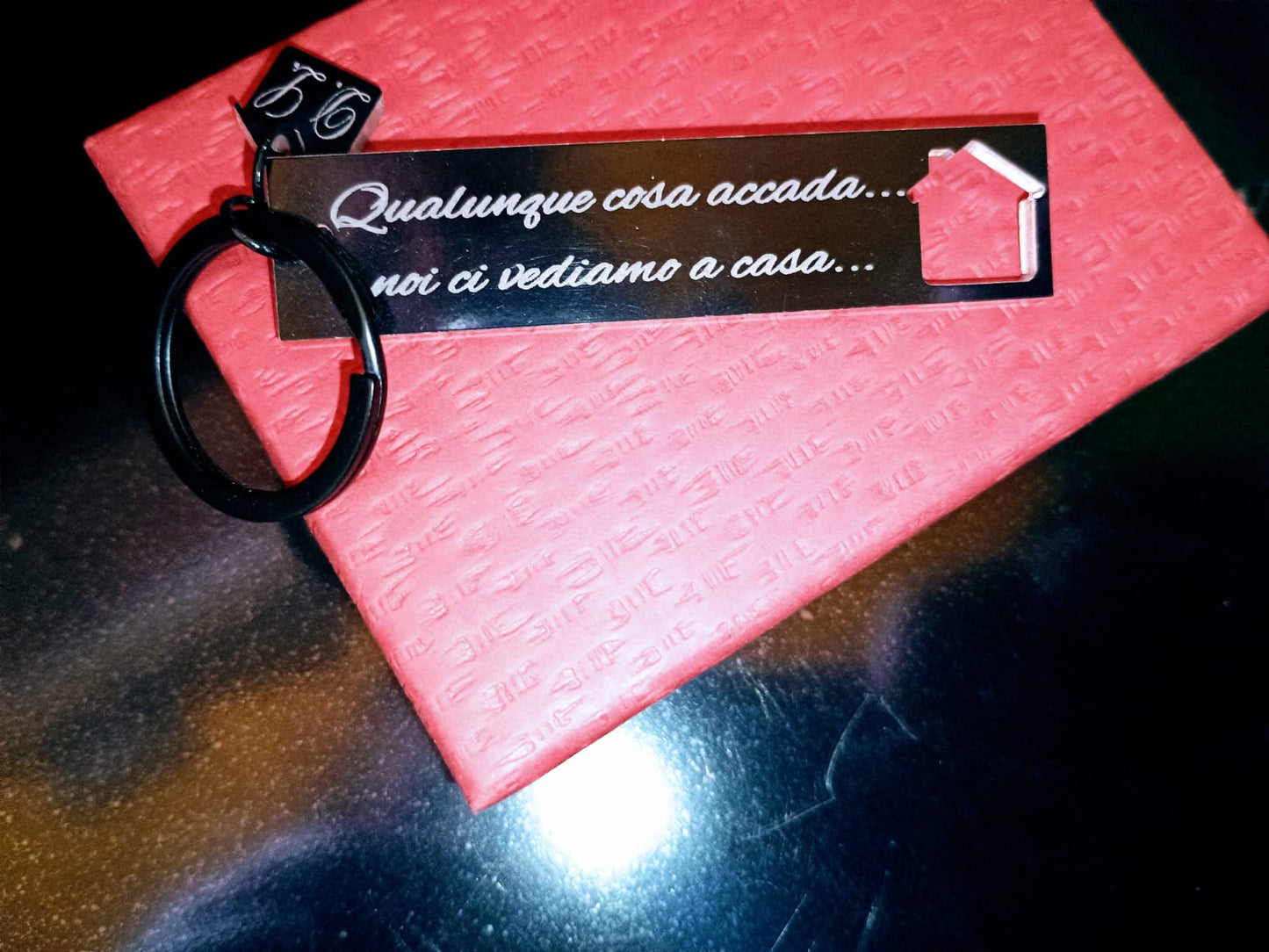PORTACHIAVI "CI VEDIAMO A CASA"