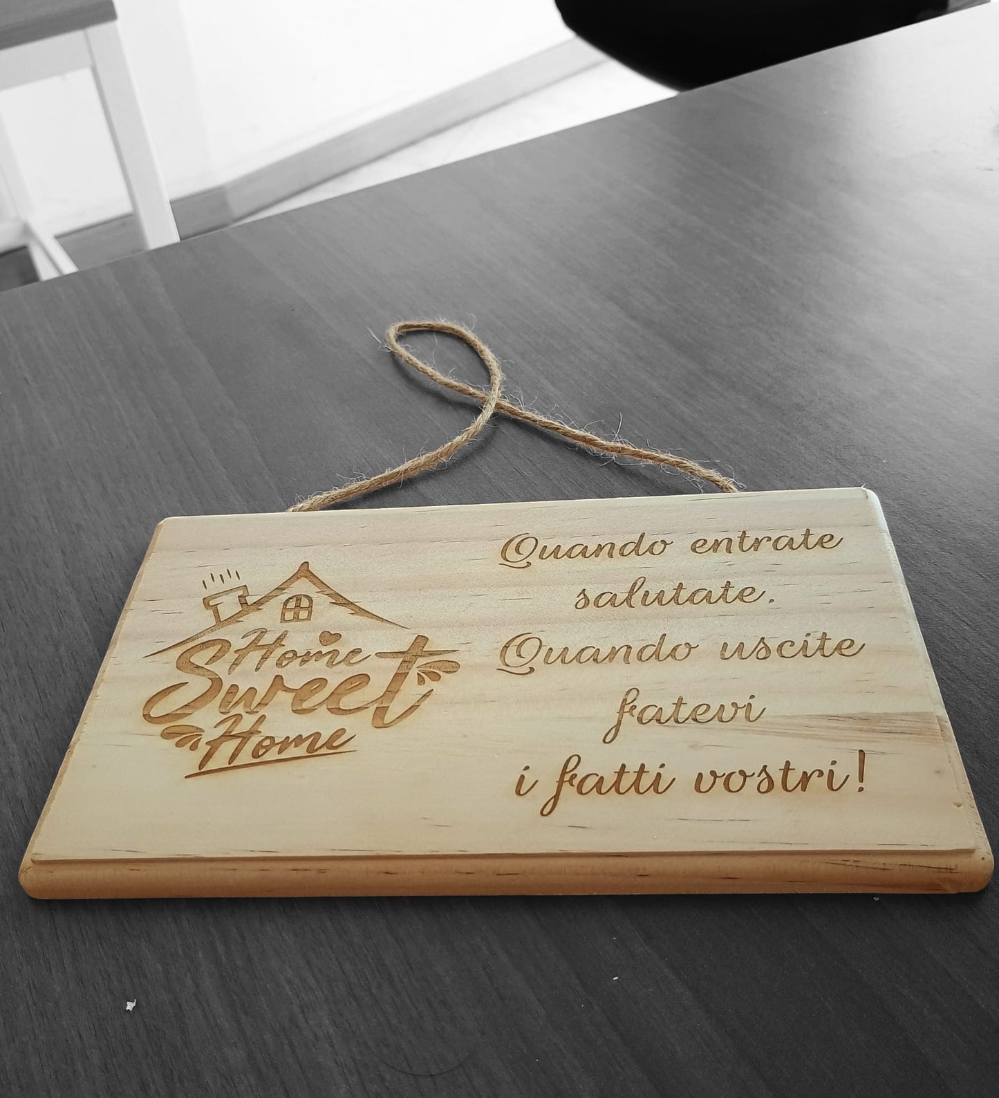 QUADRETTO LEGNO CON CORDA JUTA "Home Sweet Home"