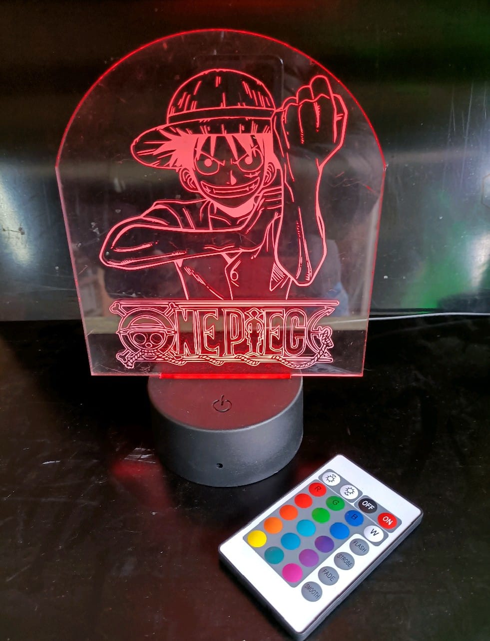 LAMPADA ONE PIECE