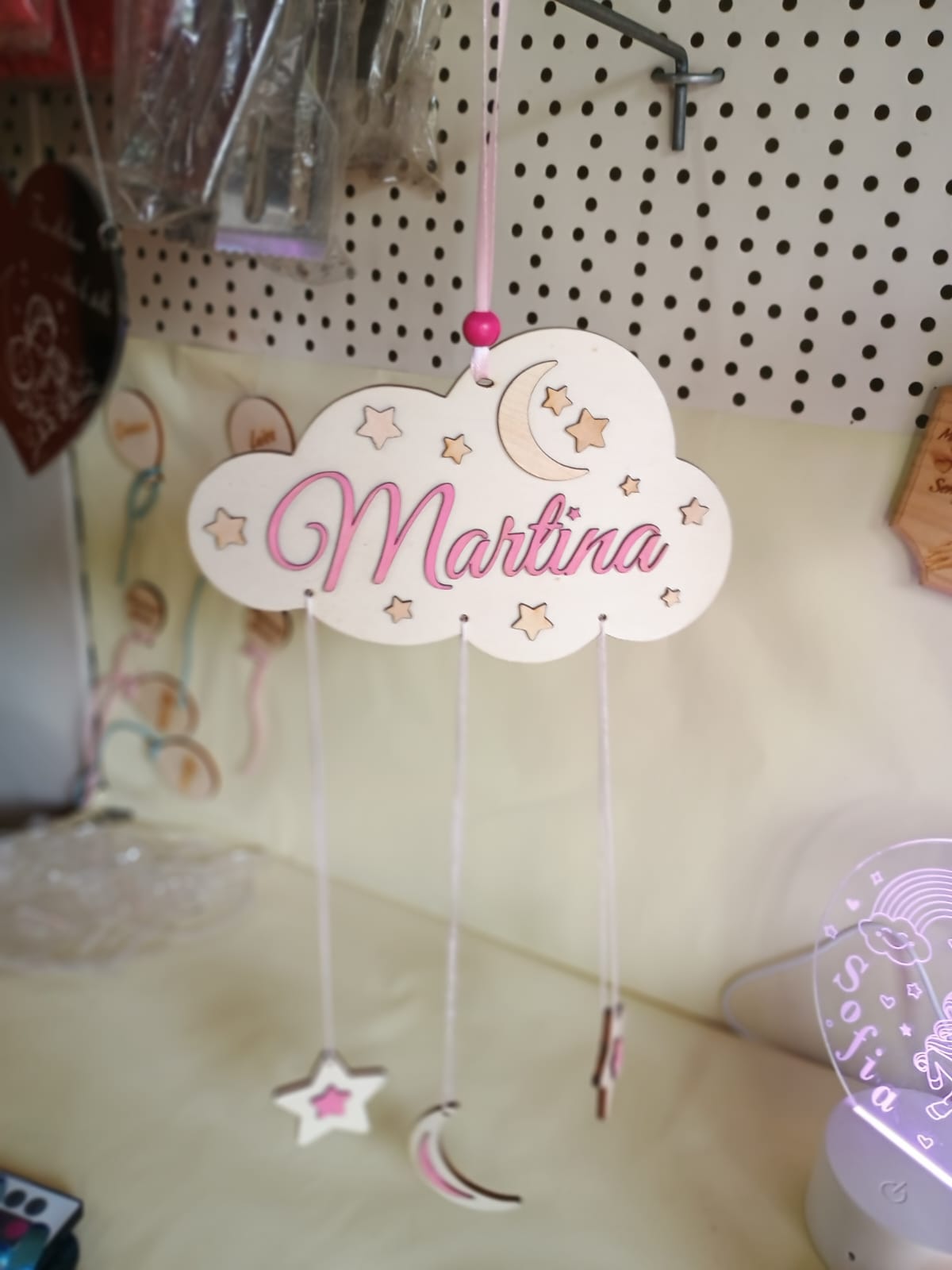 ACCHIAPPASOGNI NUVOLA PERSONALIZZATO ROSA IN LEGNO